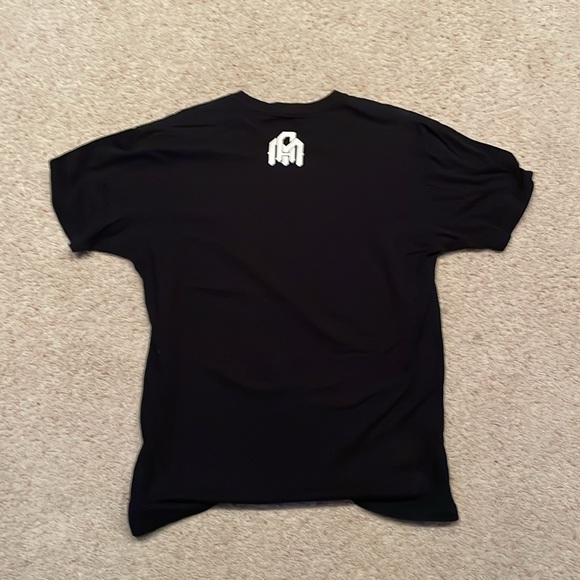 Into the AM Graphic Tee size L - Picture 3 of 3